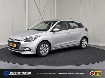 Grijs Occasion 2016 Hyundai i20 Comfort Hatchback | € 9.450 (Eerlijke prijs)