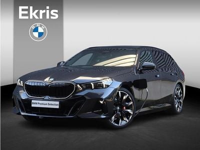 Grijs Occasion 2026 BMW 530e Comfort Edition Stationwagen | € 92.746