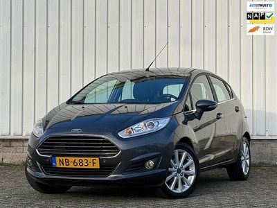 Grijs Gebruikt 2017 Ford Fiesta Titanium Hatchback | € 8.449 (Goede deal)