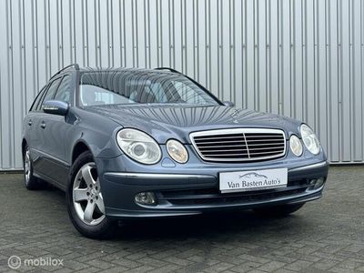 tweedehands Mercedes 240 E-combiAvantgarde | Aut | Youngtimer | Leder | Trekhaak | Xenon | Volledige historie |