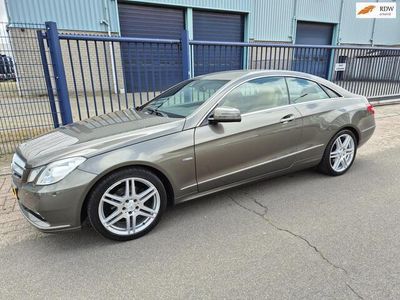Mercedes E200