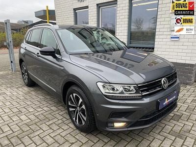 Grijs Gebruikt 2020 VW Tiguan Comfortline SUV | € 25.250 (Goede deal)