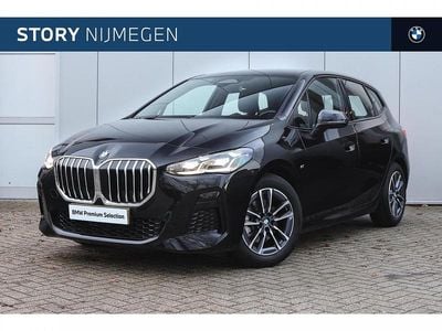 Zwart Occasion 2025 BMW 220 Active Tourer M Sport MPV | € 40.950 (Eerlijke prijs)