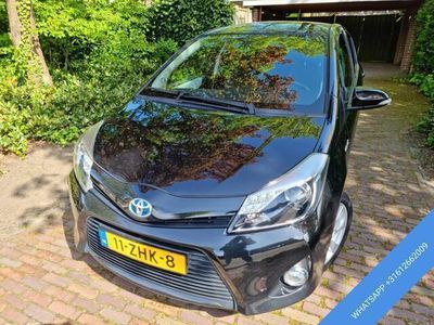 tweedehands Toyota Yaris 1.5 Full Hybrid Dynamic Panoramadak/Navi