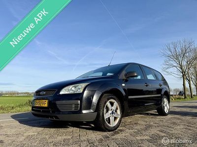 Zwart Gebruikt 2006 Ford Focus Stationwagen | € 999 (Eerlijke prijs)