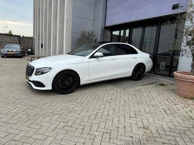 Mercedes E200