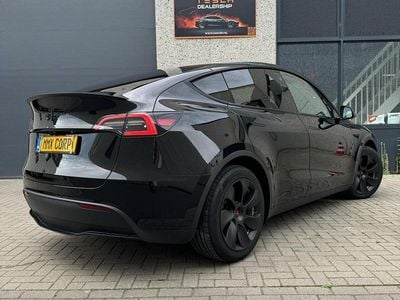 Zwart Gebruikt 2024 Tesla Model Y RWD SUV | € 37.499 (Eerlijke prijs)