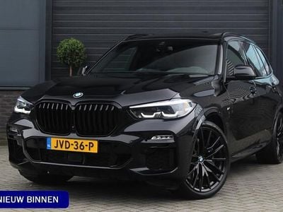 Zwart Occasion 2021 BMW X5 M Sport SUV | € 57.995 (Goede deal)