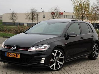 Zwart Gebruikt 2017 VW Golf VII GTI Hatchback | € 27.499 (Duur)