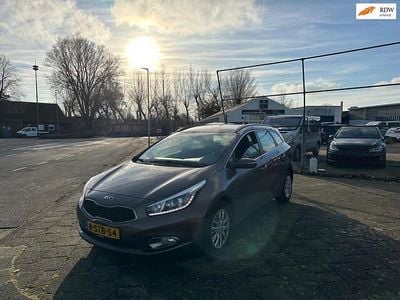 Bruin Gebruikt 2014 Kia Ceed Sportswagon Stationwagen | € 4.999 (Super prijs)