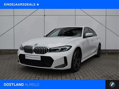 Wit Gebruikt 2025 BMW 330e Executive Sedan | € 52.750 (Eerlijke prijs)