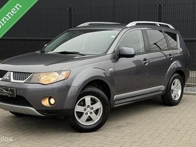 Grijs Gebruikt 2010 Mitsubishi Outlander Edition SUV | € 5.999 (Super prijs)