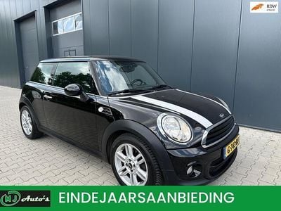 Zwart Gebruikt 2012 Mini ONE Chili Hatchback | € 4.750 (Eerlijke prijs)