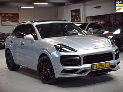 Zwart Occasion 2020 Porsche Cayenne Turbo S SUV | € 79.800