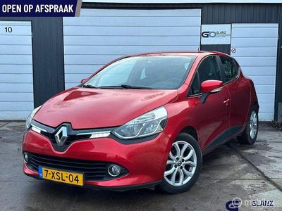Rood Occasion 2014 Renault Clio IV Night&Day Hatchback | € 4.950 (Goede deal)