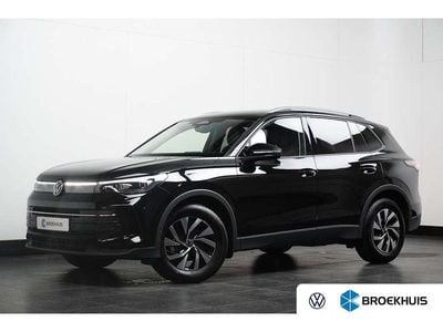 Zwart Occasion 2025 VW Tiguan Life SUV | € 44.900 (Eerlijke prijs)