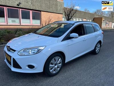 tweedehands Ford Focus Wagon 1.6 TI-VCT Trend Airco Boekjes N.A.P