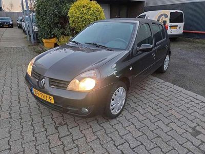 Zwart Gebruikt 2007 Renault Clio II Expression Hatchback | € 1.750 (Iets duurder)