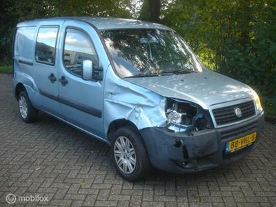 tweedehands Fiat Doblò Cargo 1.9 MultiJet SX Maxi Airco voor/zijschade