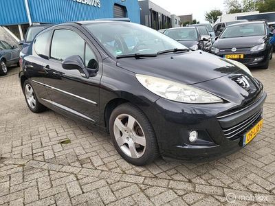 Zwart Occasion 2010 Peugeot 207 Hatchback | € 2.650 (Eerlijke prijs)