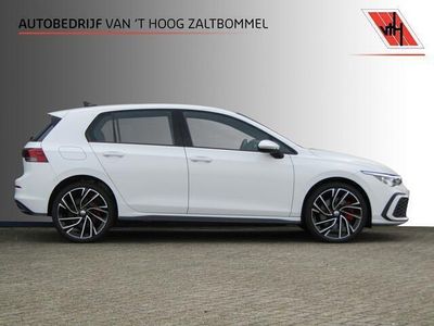 tweedehands VW Golf VIII GTE 1.4 eHybrid 245pk VIRTUAL COCKPIT DAB CARPLAY NAVI SFEER WINTERPAKKET