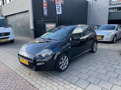 Zwart Gebruikt 2014 Fiat Punto Evo Lounge Hatchback | € 4.499 (Eerlijke prijs)