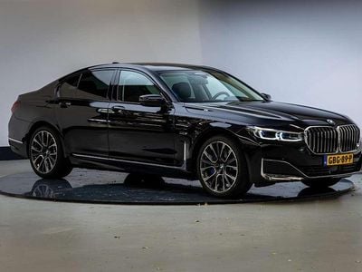 BMW 745