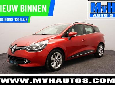 Rood (metallic) Occasion 2014 Renault Clio GrandTour Dynamique Stationwagen | € 10.749 (Iets duurder)