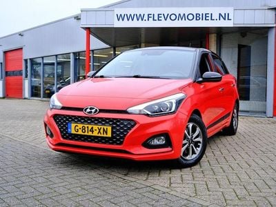 Occasion Hyundai i20 Premium 101 PK (74 kW) 2020 Rood Hatchback