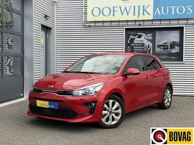 Rood Gebruikt 2021 Kia Rio Hatchback | € 16.295 (Goede deal)