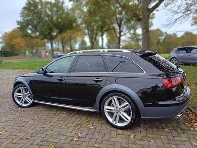 Zwart Gebruikt 2015 Audi A6 Allroad Stationwagen | € 17.950 (Iets duurder)