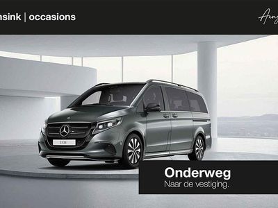 Grijs Occasion 2025 Mercedes EQV300 Avantgarde Van | € 57.845 (Eerlijke prijs)