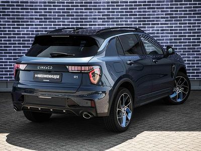 Blauw Gebruikt 2023 Lynk & Co 01 SUV | € 28.394 (Eerlijke prijs)