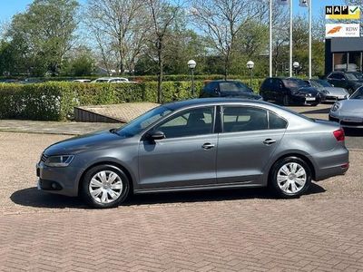 tweedehands VW Jetta 1.2 TSI Comfortlinebj.2013kleur:grijssedanclim