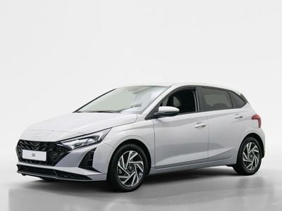 Lumen grey (grijs metallic) Gebruikt 2024 Hyundai i20 Comfort Hatchback | € 18.900 (Goede deal)