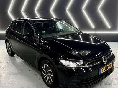 Occasion VW Polo R-line 95 PK (69 kW) 2022 Zwart Hatchback