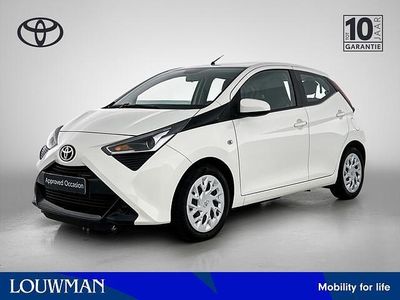 Wit Occasion 2021 Toyota Aygo X-play Hatchback | € 12.700 (Iets duurder)