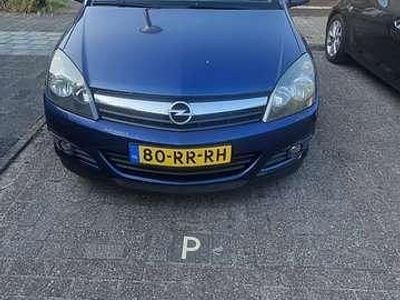 Opel Astra GTC