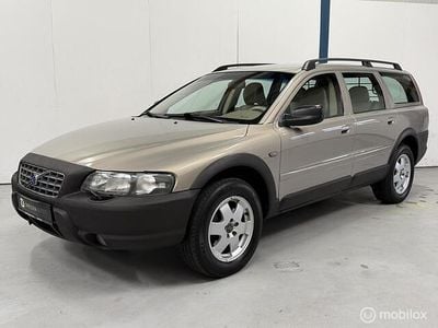 Bruin Gebruikt 2002 Volvo XC70 Comfort Stationwagen | € 16.945