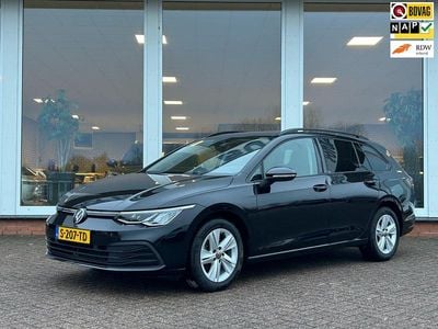 Zwart Occasion 2023 VW Golf VIII Business Stationwagen | € 20.750 (Super prijs)
