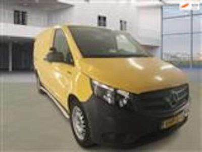 Geel Gebruikt 2020 Mercedes e-Vito MPV | € 5.999 (Super prijs)