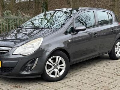 Grijs Occasion 2011 Opel Corsa Cosmo Hatchback | € 4.495 (Eerlijke prijs)