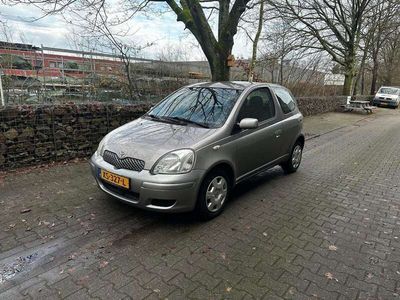 Zilver Gebruikt 2005 Toyota Yaris Terra Hatchback | € 2.399 (Iets duurder)