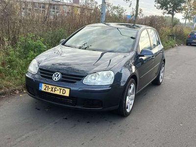 VW Golf V