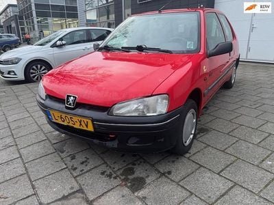 Peugeot 106