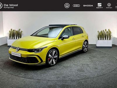 Lemon yellow Gebruikt 2021 VW Golf VIII GTE Hatchback | € 27.900 (Iets duurder)