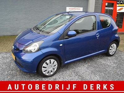 Blauw Gebruikt 2008 Toyota Aygo Hatchback | € 2.450 (Eerlijke prijs)
