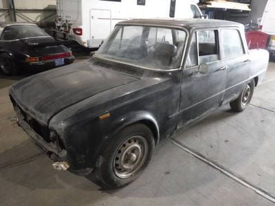 Grijsgrey Gebruikt 1977 Alfa Romeo Giulia Super Sedan | € 5.000