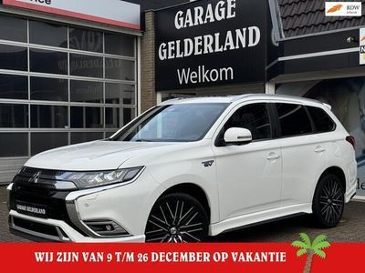 Wit Occasion 2019 Mitsubishi Outlander Intense SUV | € 24.250 (Eerlijke prijs)