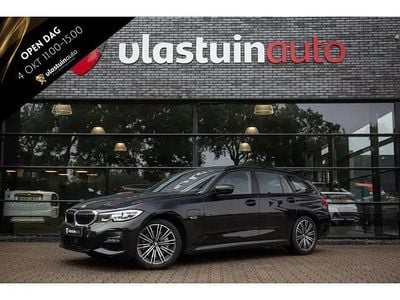 BMW 330e